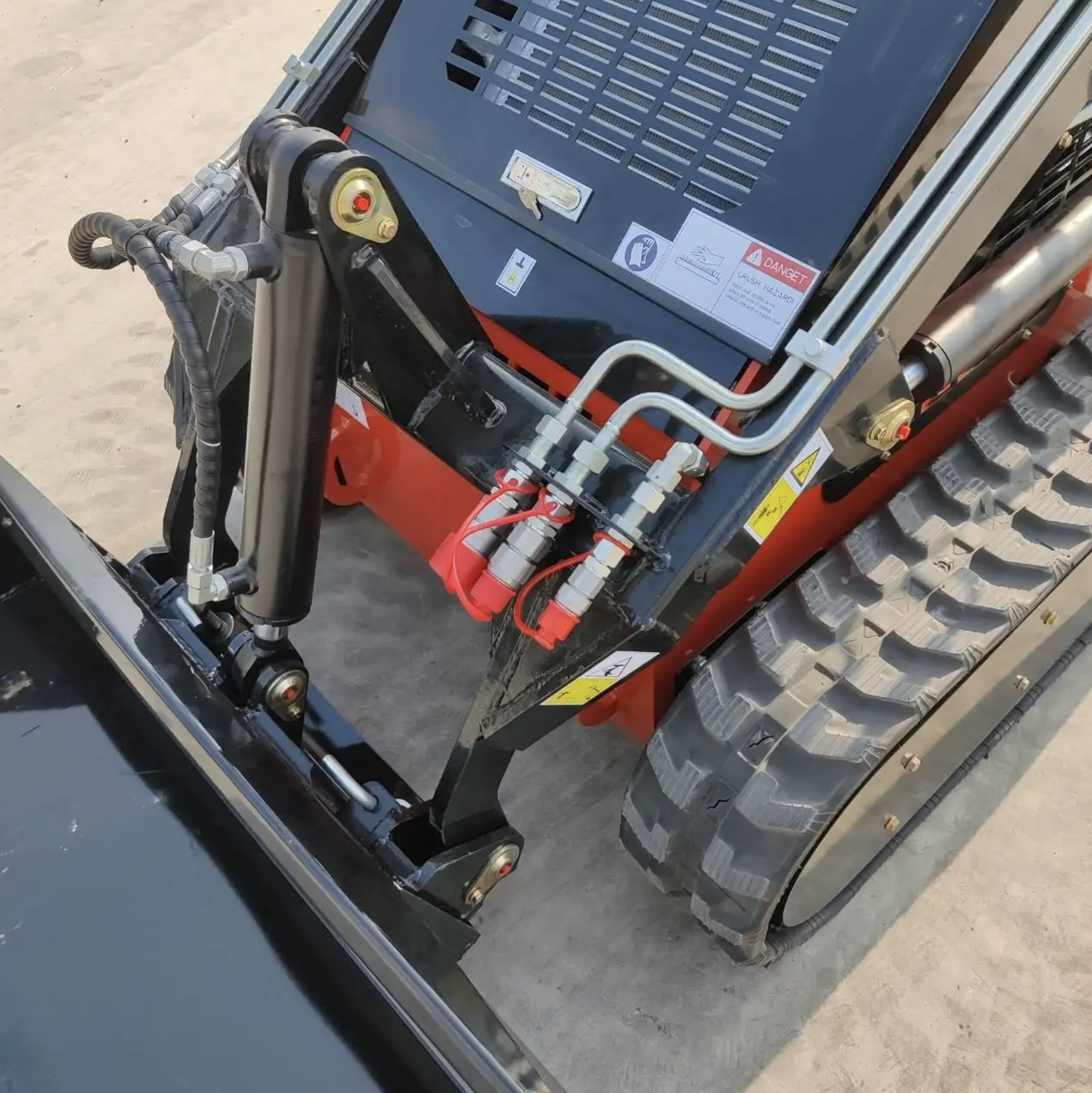 Brand New TYPHON STOMP 1,800lbs Mini Skid Steer 23HP Gas EPA Engine USA