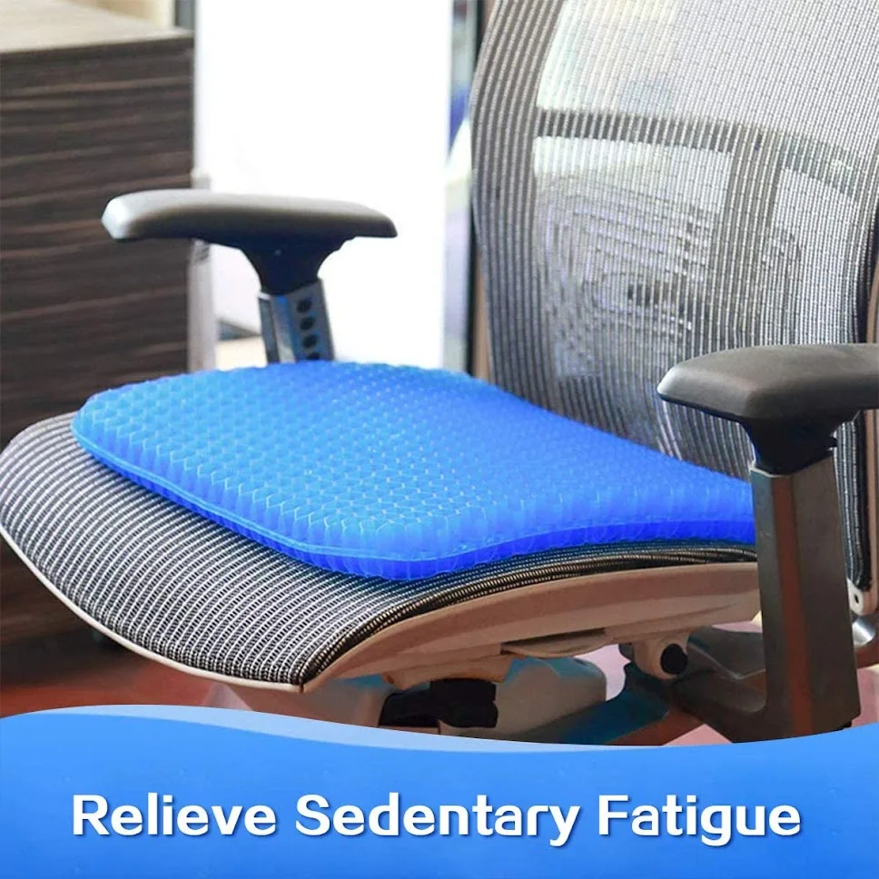 افضل وسادة للذين يجلسون فترات طويلة على مقعد العمل او السيارة