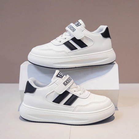 أحذية أطفال