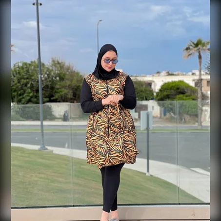 بوركيني لباس سباحة محتشم