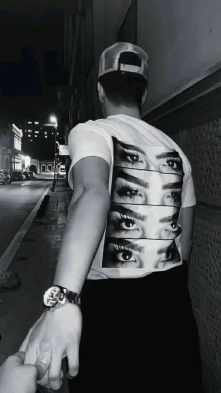 tshirt eyes personnalisee