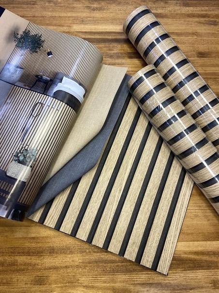 ورق الجدران الخشبي الاصق