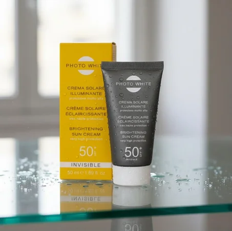PHOTO WHITE CREMA SOLARE ILLUMINANTE SPF 50+ INVISIBLE 50ML