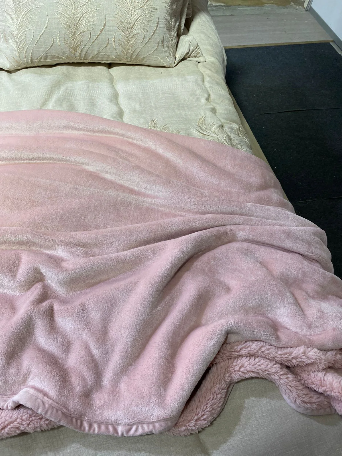 plaid double face rose bébé