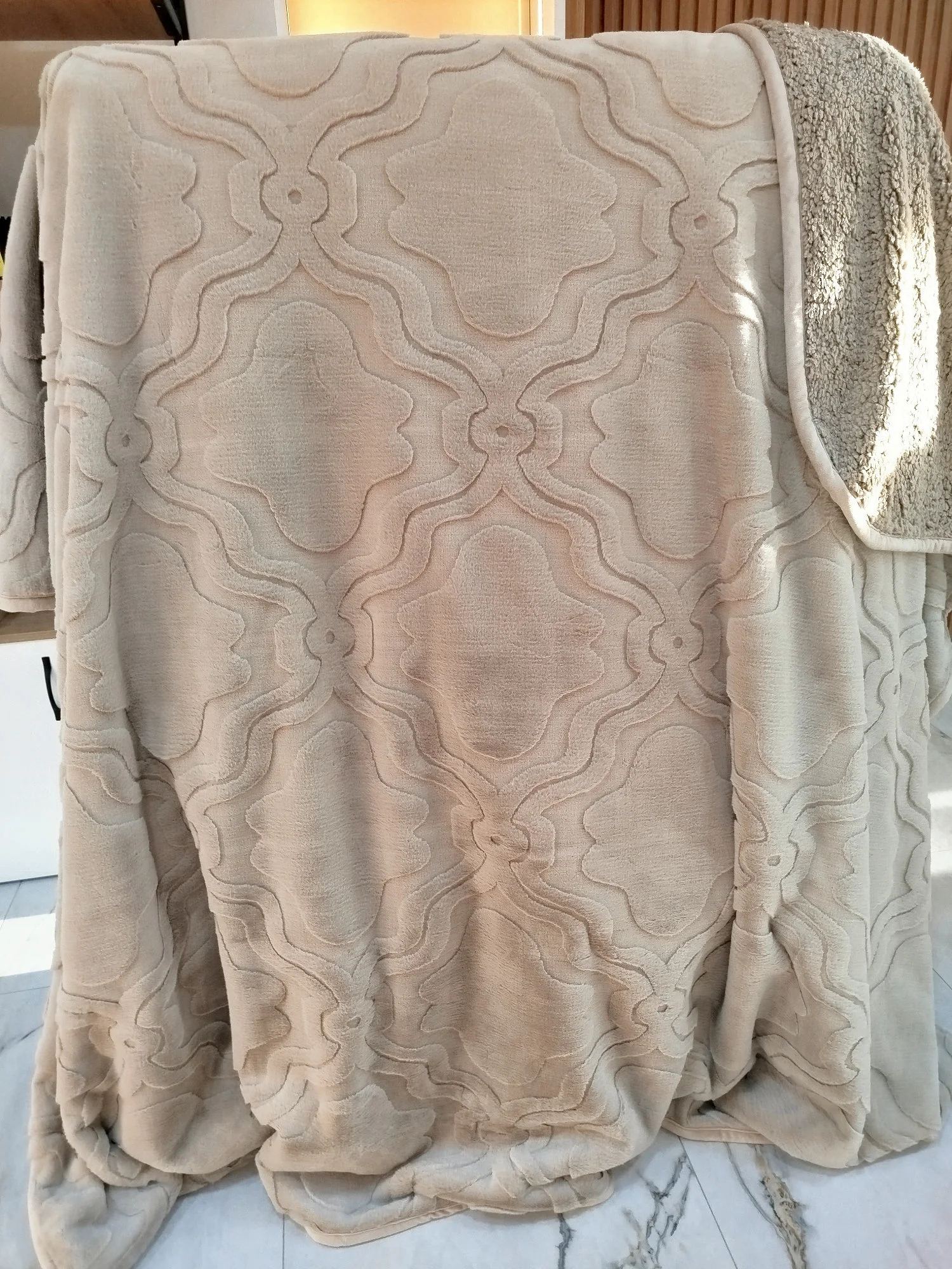 كوفيرتة وردة كبيرة باج