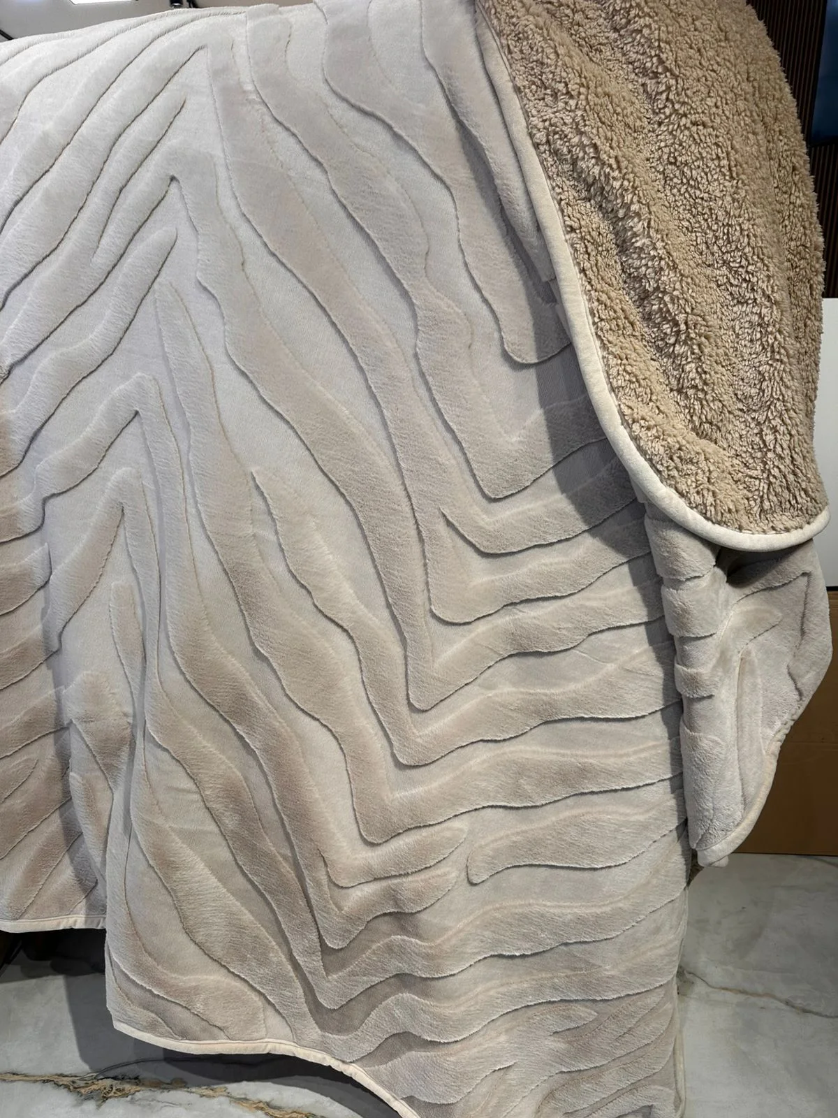 كوفيرتة زابر نيود بني