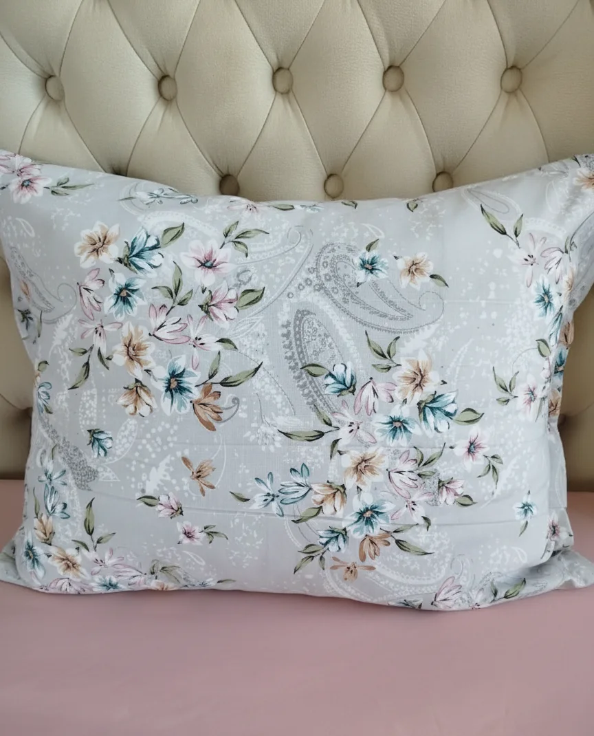 Pack Couette +Parrure de draps Gris à petites fleurs