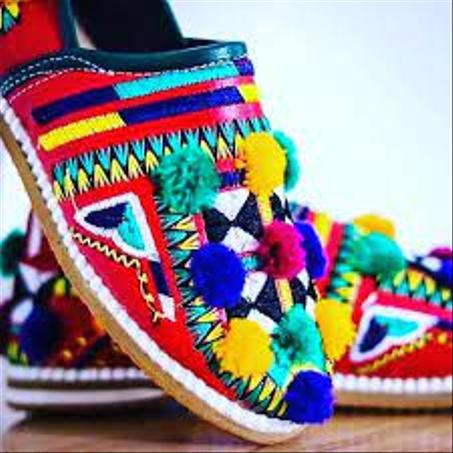 حذاء امازيغي خاص بالنساء