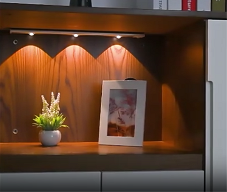 مصباح ليد لاسيلكي بمستشعر الحركة