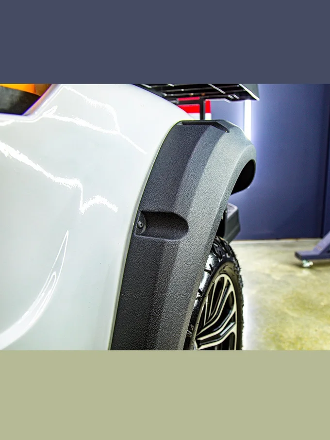 2025 Edge Vortex V6 White