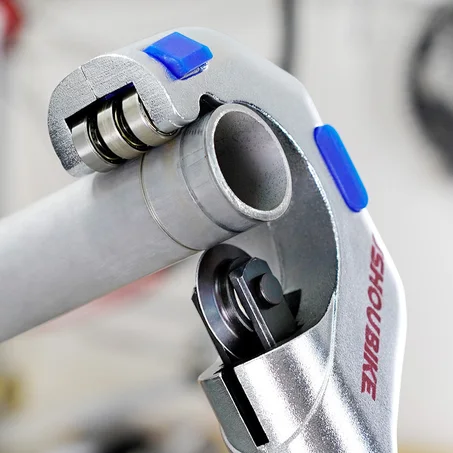 قاطع الأنابيب قابل للتعديل