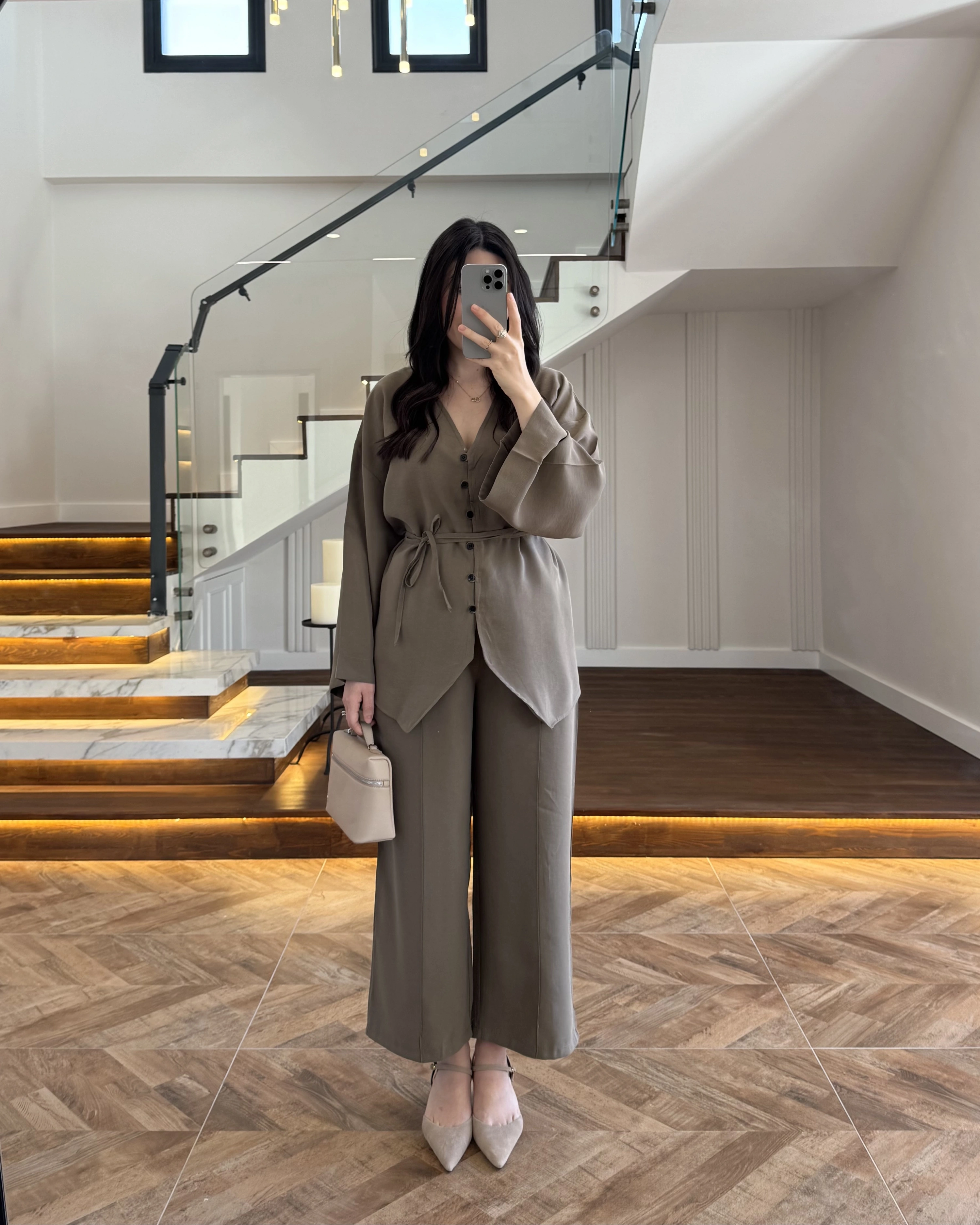 ENSEMBLE Cravate kaki à boutons