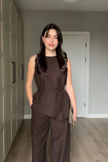 Ensemble chemisier et pantalon asymétrique blanc Tana (En stock)