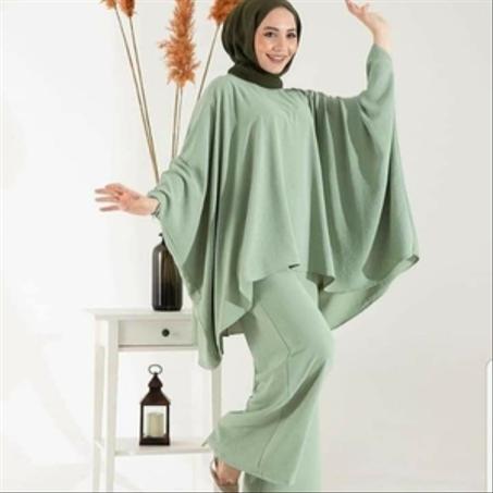 ملابس نسائية