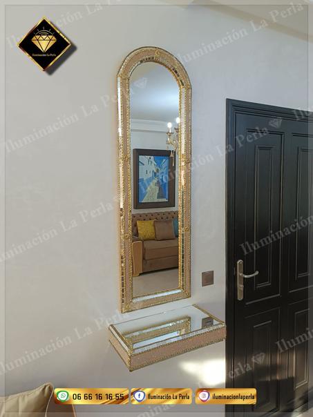 مرآة مدخل راقية من النحاس والكريستال 💯