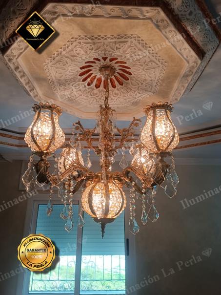 ثرية 4 مصابيح