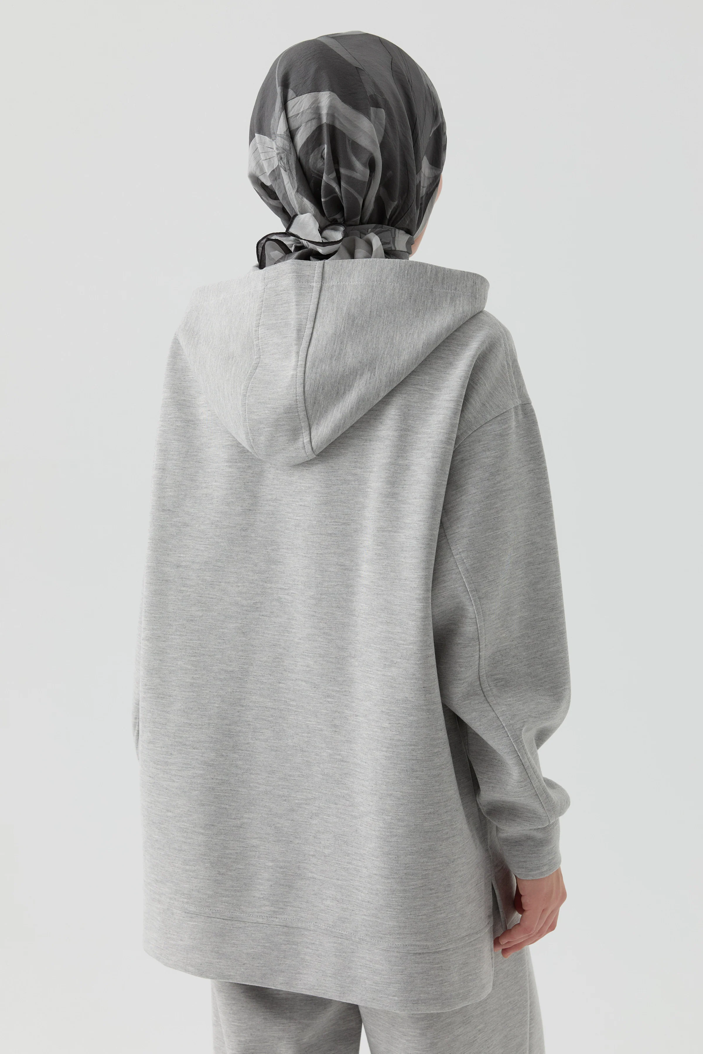 Sweat en tricot avec poche kangourou - Noir-GRIS