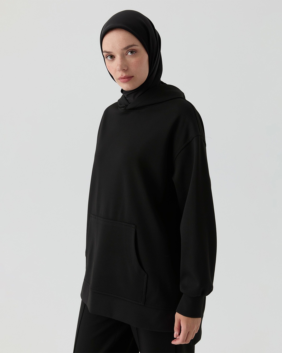 Sweat en tricot avec poche kangourou - Noir-GRIS