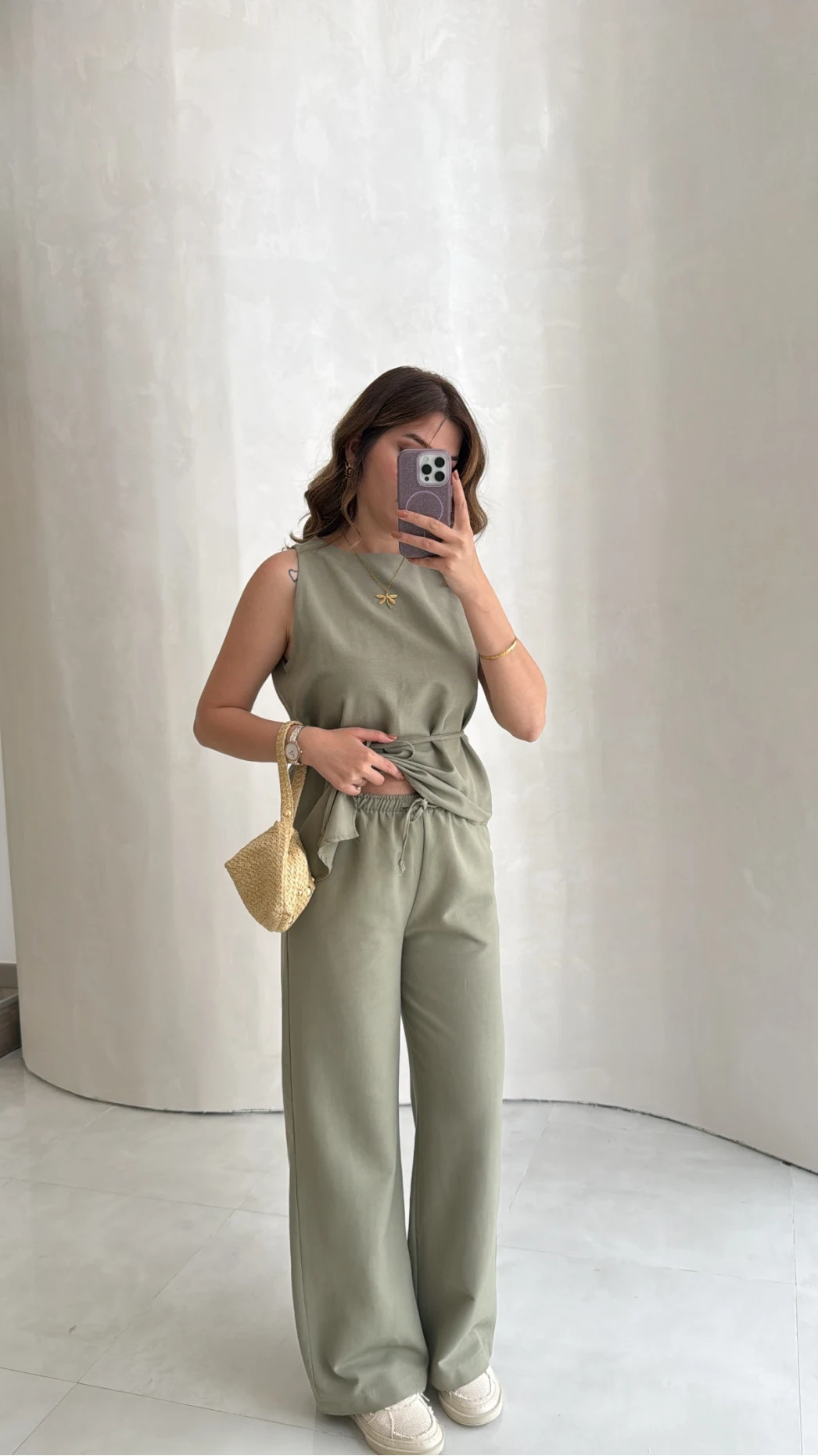 Ensemble chemisier et pantalon asymétriques à lacets azzio