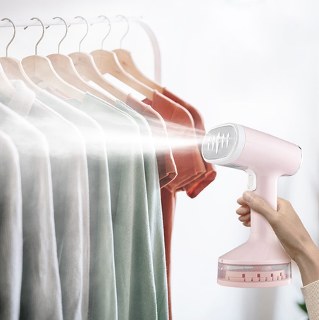 مكواة الملابس البخارية