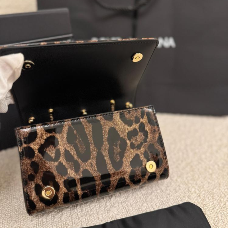 عدد محدود جدًا