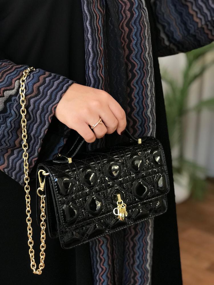 عدد محدود جدًا