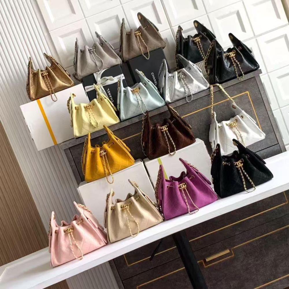 اصدار اليوم الوطني