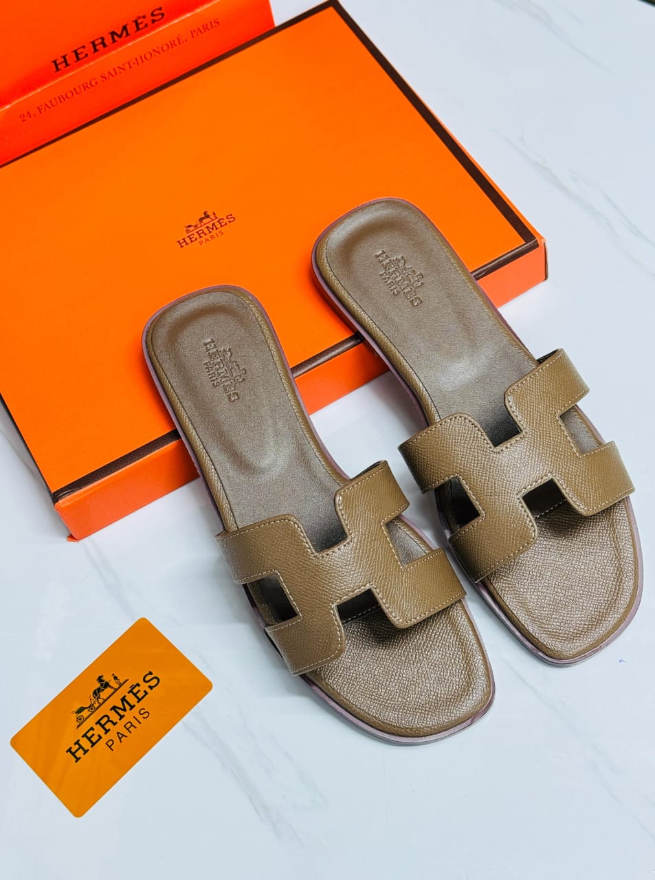 stores/4886d406de630c6d0ab0558edb55cc40/products/tOLMTiC1z1PS8asKsUotPel1Q3fxaO5Uzm42Aace.jpg
