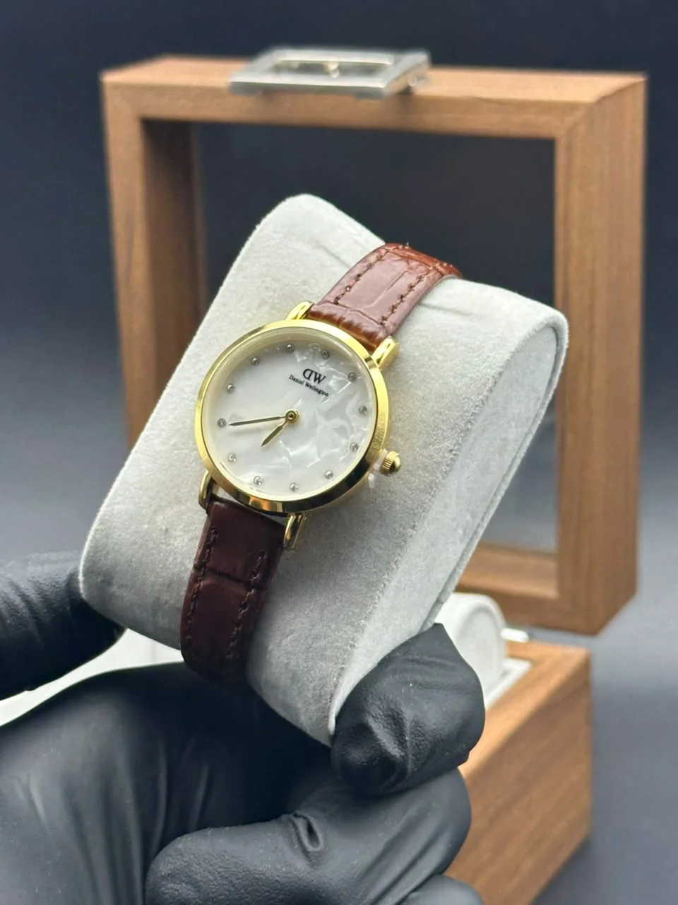 DANIEIL W