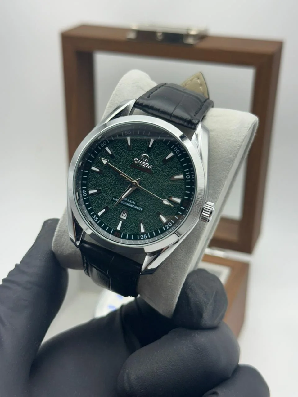 OMEGA SEMASTER