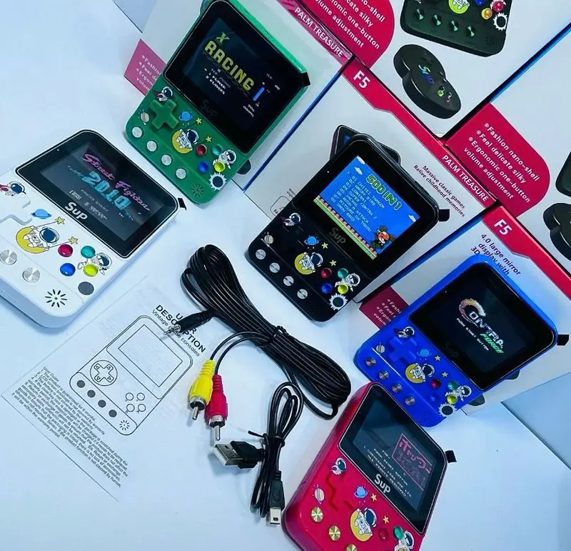 جهاز الألعاب المحمول الكلاسيكيf5