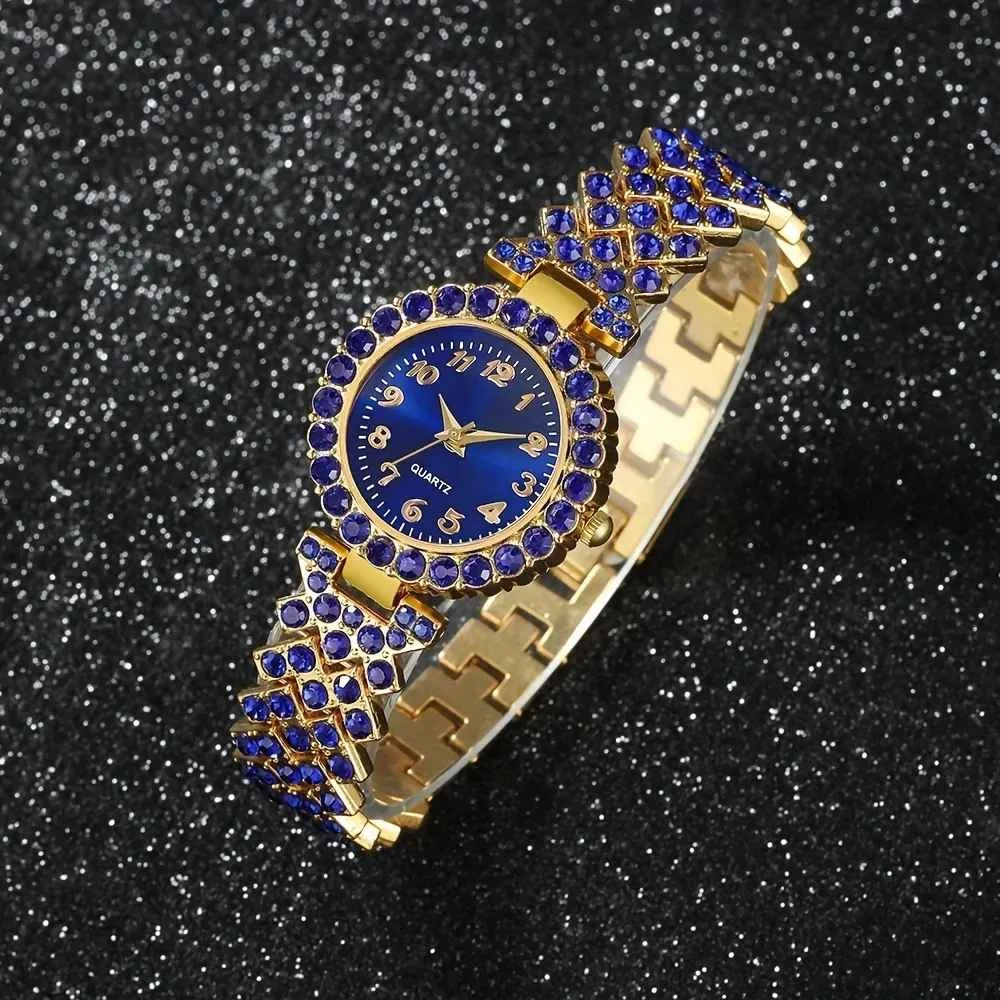 💎 Elegant Women Rhinestone Quartz Watch Blue Fashion – ساعة نسائية أنيقة مزينة بفصوص كريستال بتصميم أزرق فاخر