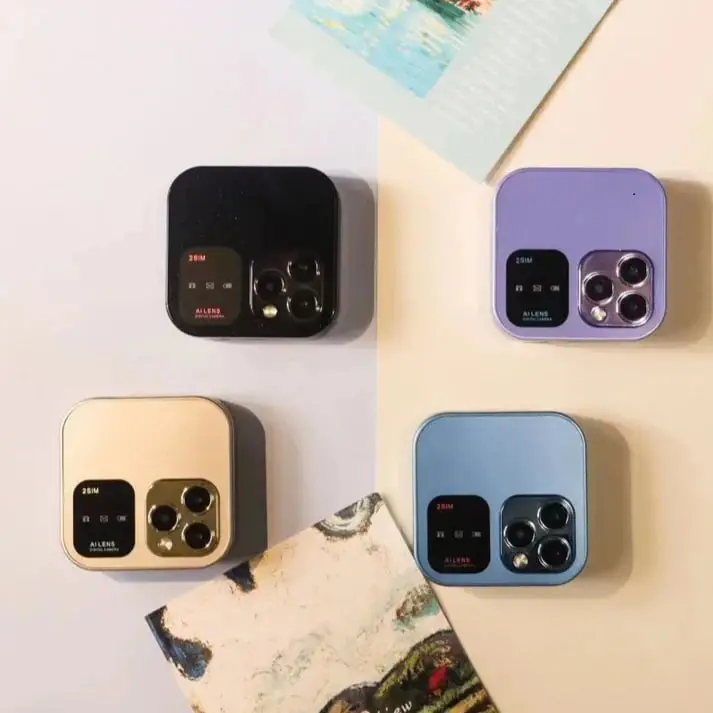 هاتف محمول صغير