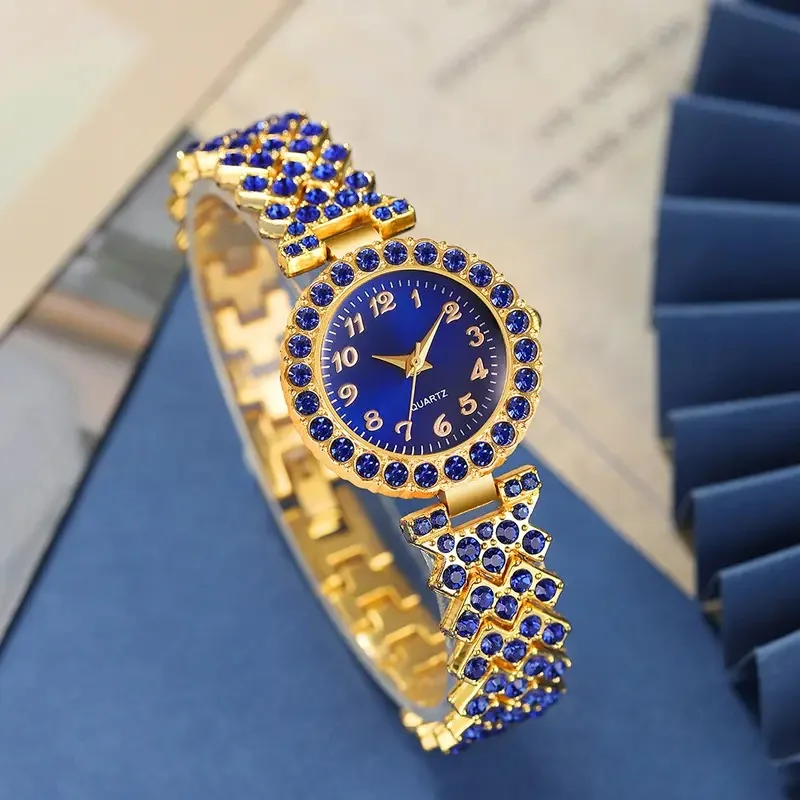 💎 Elegant Women Rhinestone Quartz Watch Blue Fashion – ساعة نسائية أنيقة مزينة بفصوص كريستال بتصميم أزرق فاخر