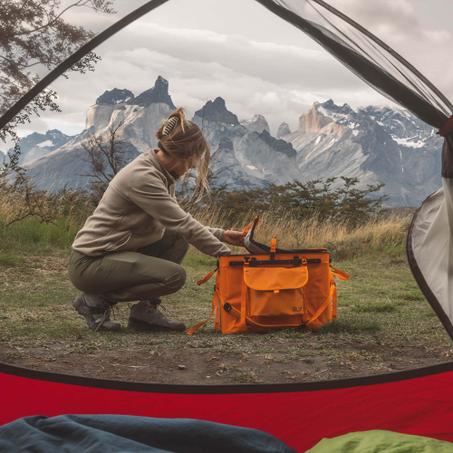 معدات الرحلات و التخييم