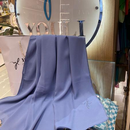 Châle en Crêpe Premium