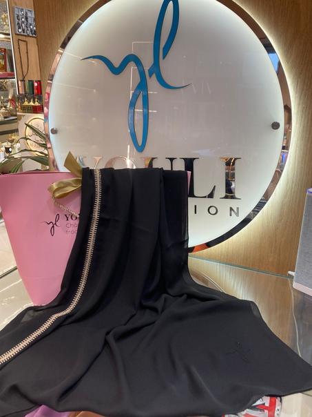 Châle Brodé en Skelli