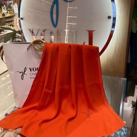 Châle en Crêpe Premium