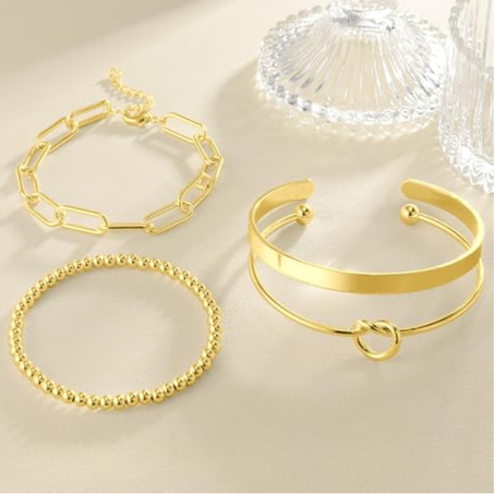 مجموعة أساور  المطلية بالذهب