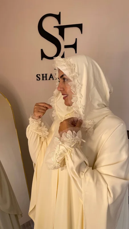 ABAYA UMRAH B SELHAM ( TAILLE STANDARD)