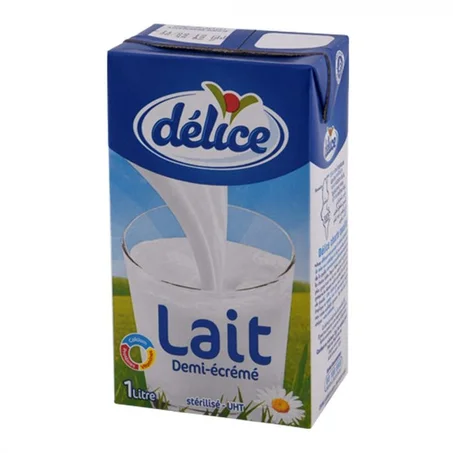 Lait demi-écrémé U.H.T