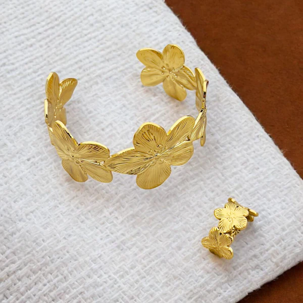 Floral Elegance Handcuff with Adjustable Ring | VV-24-GSB-0050