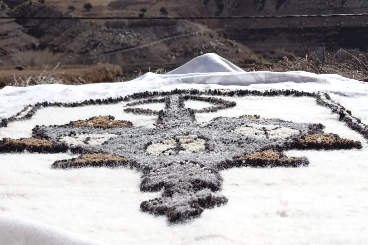 زربية تقليدية من الصوف....الكمية محدودة... tapis traditionnel