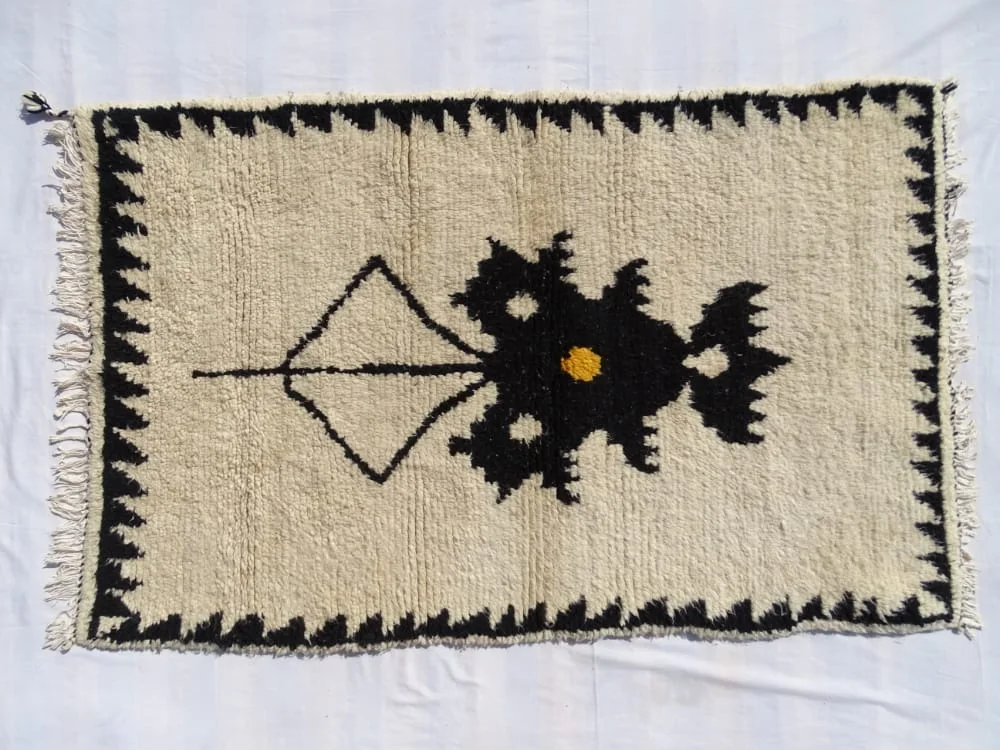 زربية تقليدية من الصوف....الكمية محدودة... tapis traditionnel