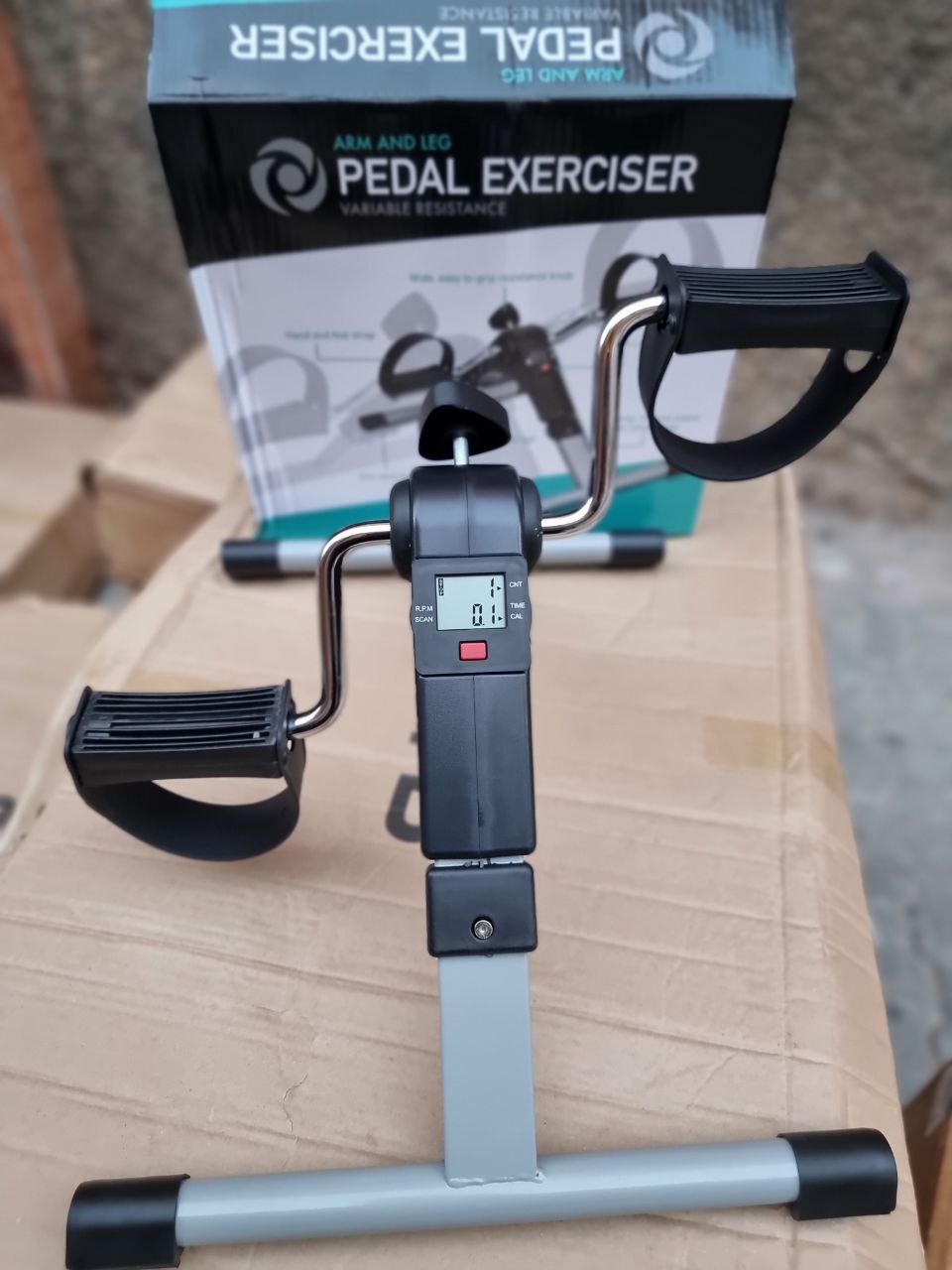جهاز بدال رياضي لليدين والرجلين- Pedal Exerciser