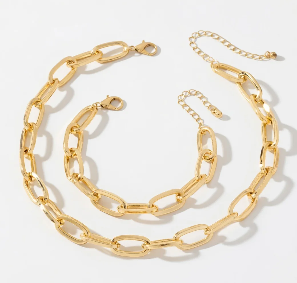 Conjunto Elegante – Collar y Pulsera Dorados