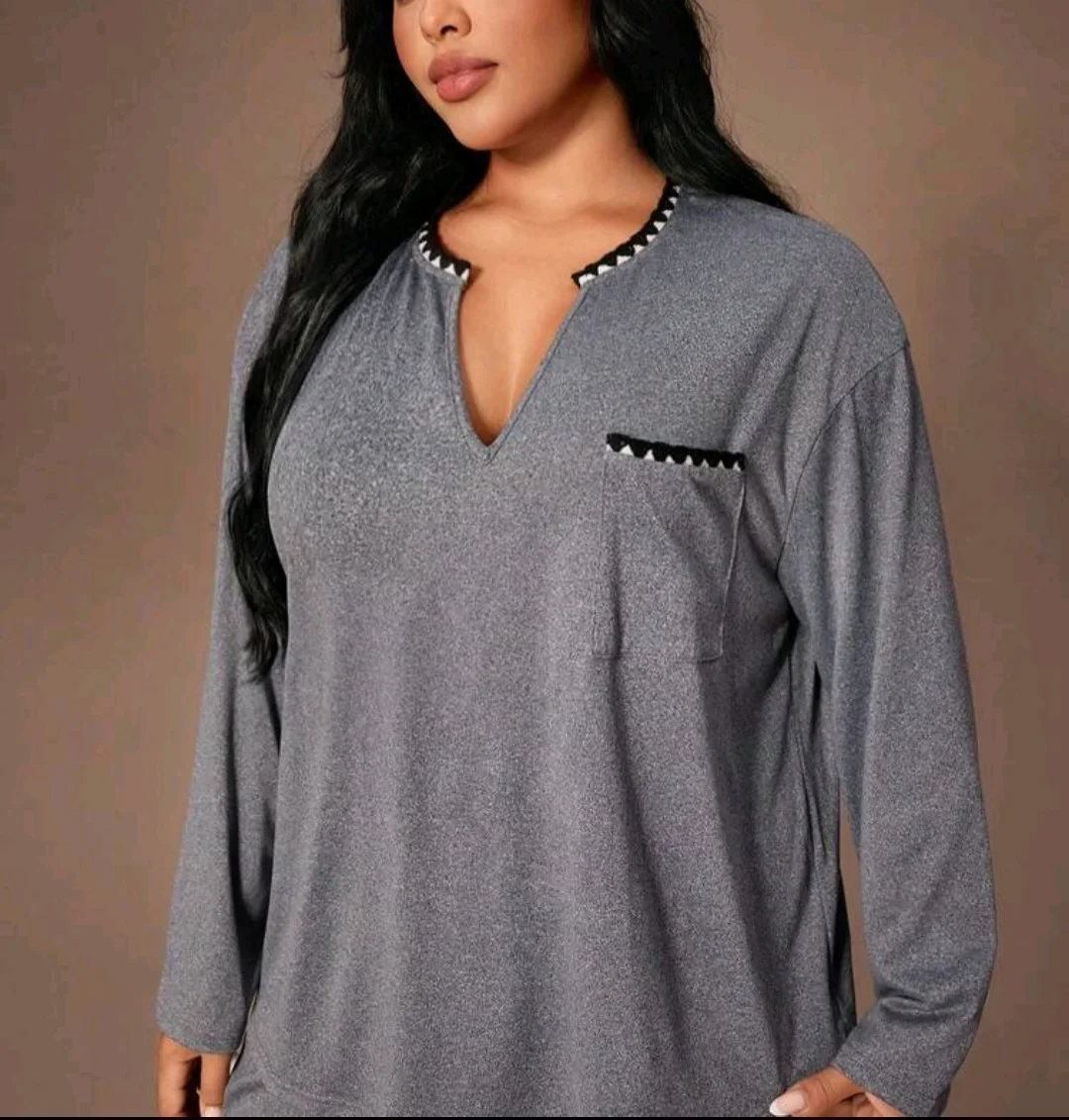 Pyjama gris col V à poche