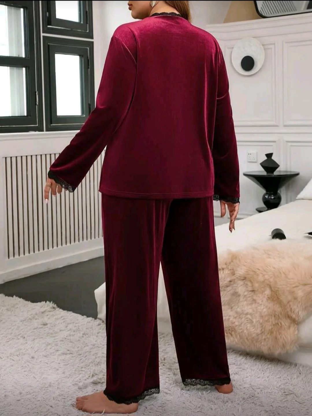 Pyjama velours bordeaux liserés noirs