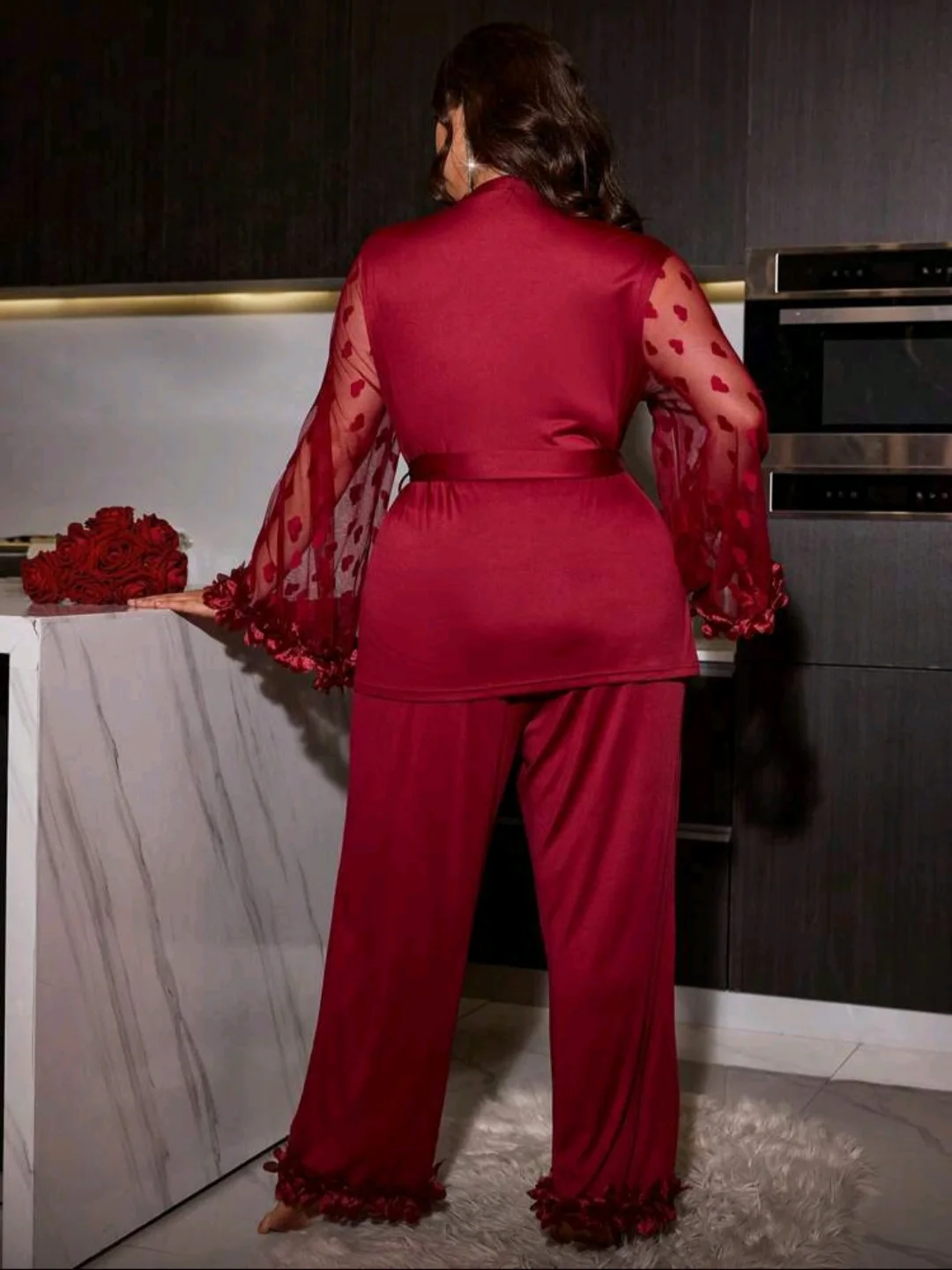 Peignoir satin bordeaux manches tulle