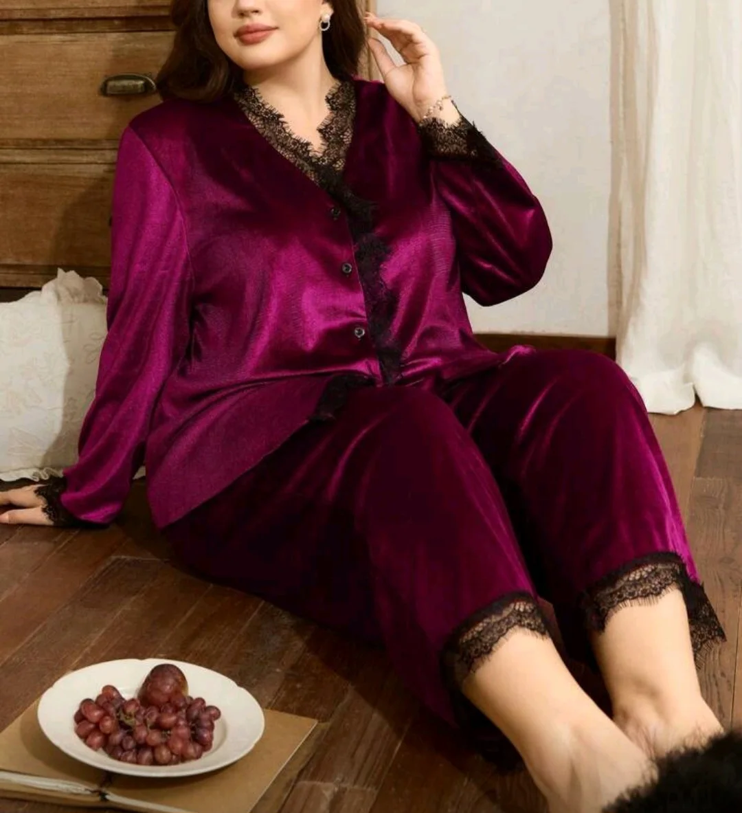 Pyjama velours prune dentelle